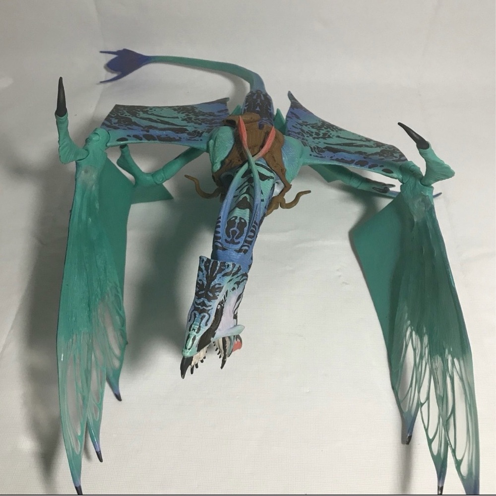 McFarlane Toys Avatar Jake Sulley's 25”x1 7” Long Banshee Bob Mega Action Figure - Picture 4 of 4